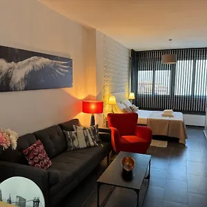 Moderno Estudio Junto A Nogalera - Apartamento